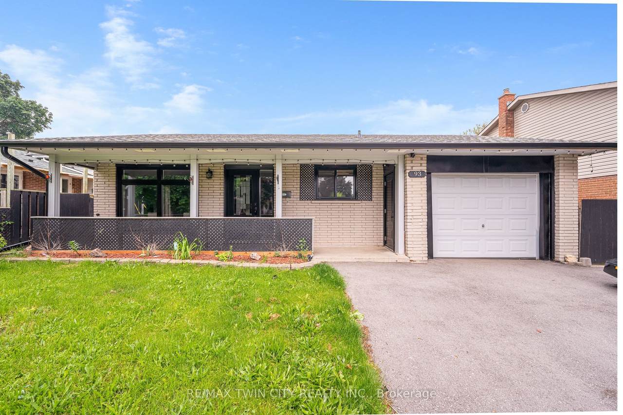 93 Christopher Drive - Photo 1