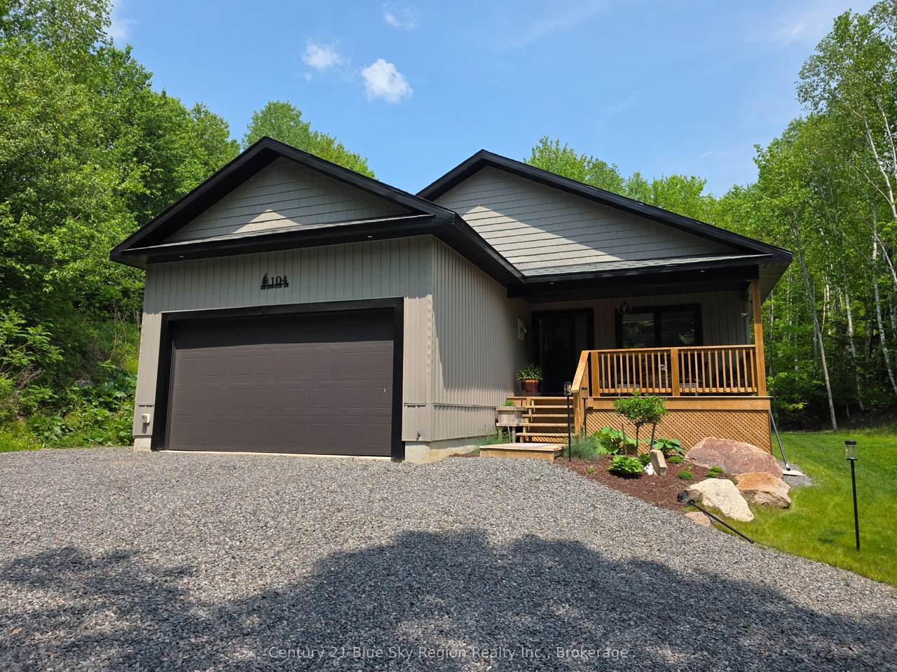 104 Greenwood Drive - Photo 1