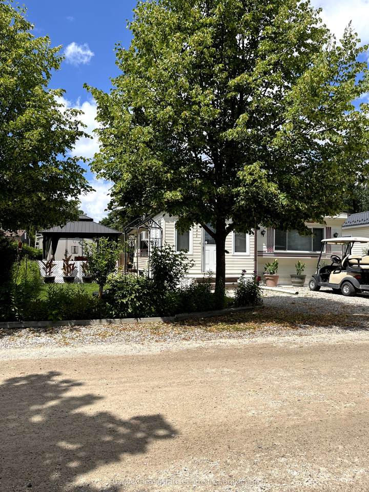 2073 Friendly Boulevard - Photo 1