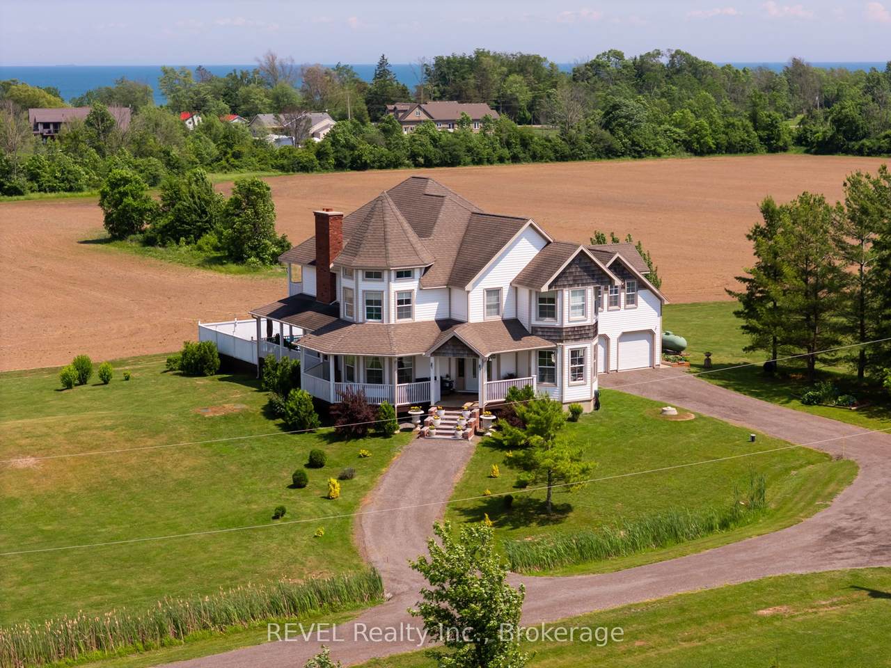 2378 North Shore Drive - Photo 1