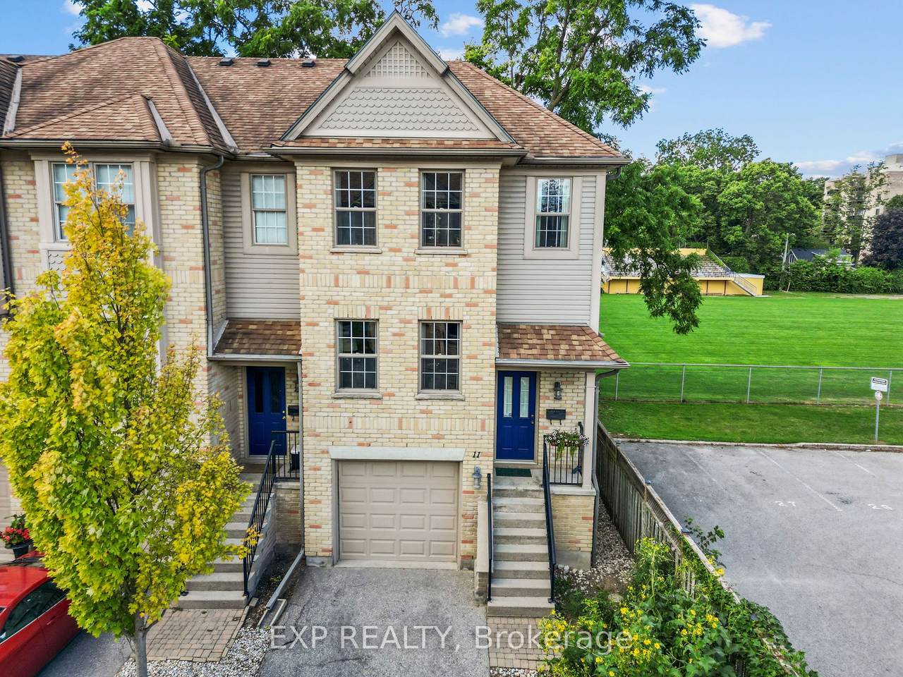 609 Colborne Street - Photo 1