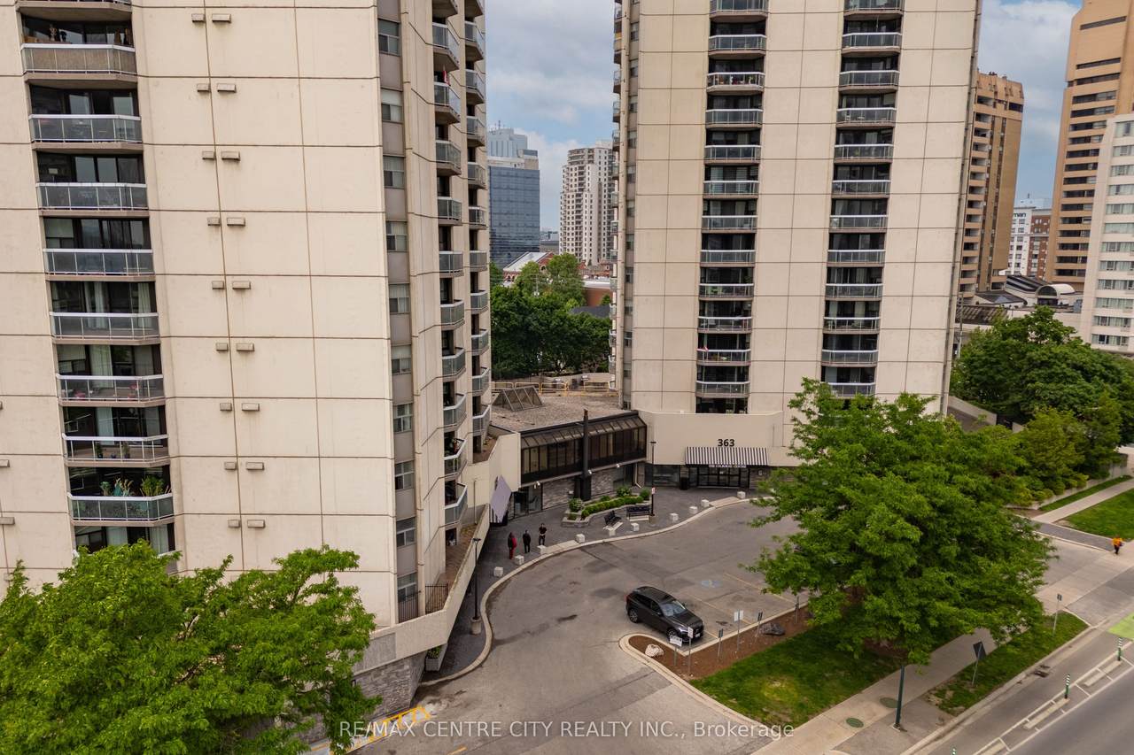 363 Colborne Street - Photo 1