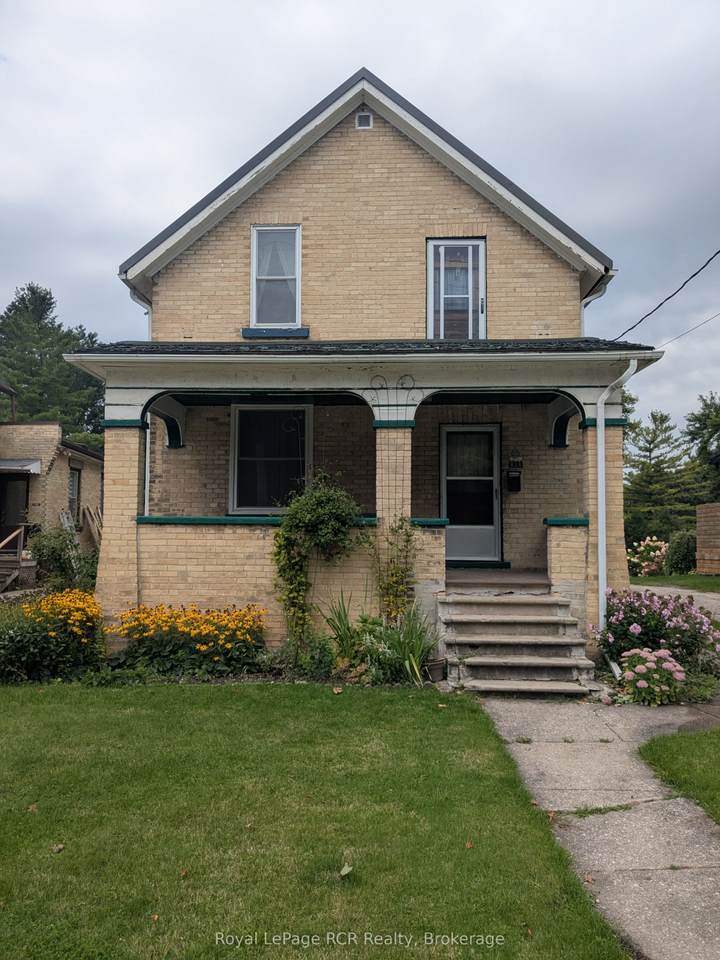 616 9th Avenue - Photo 1