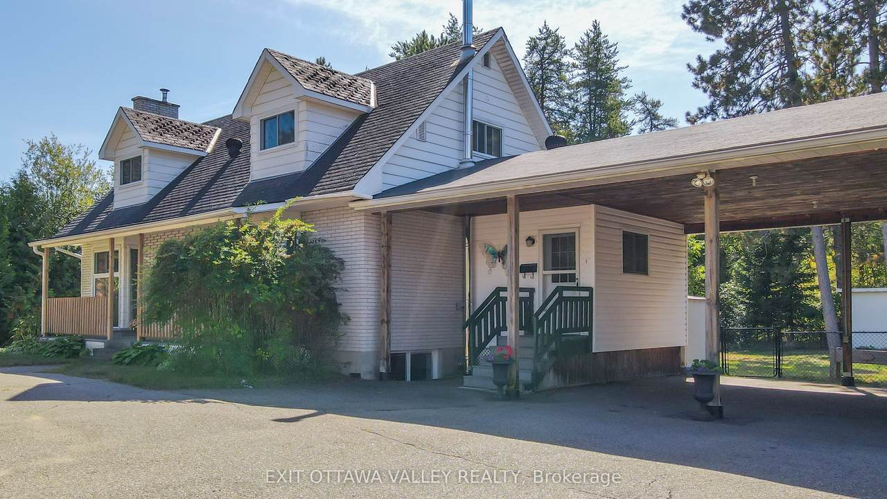 23 Sprucedale Avenue - Photo 1