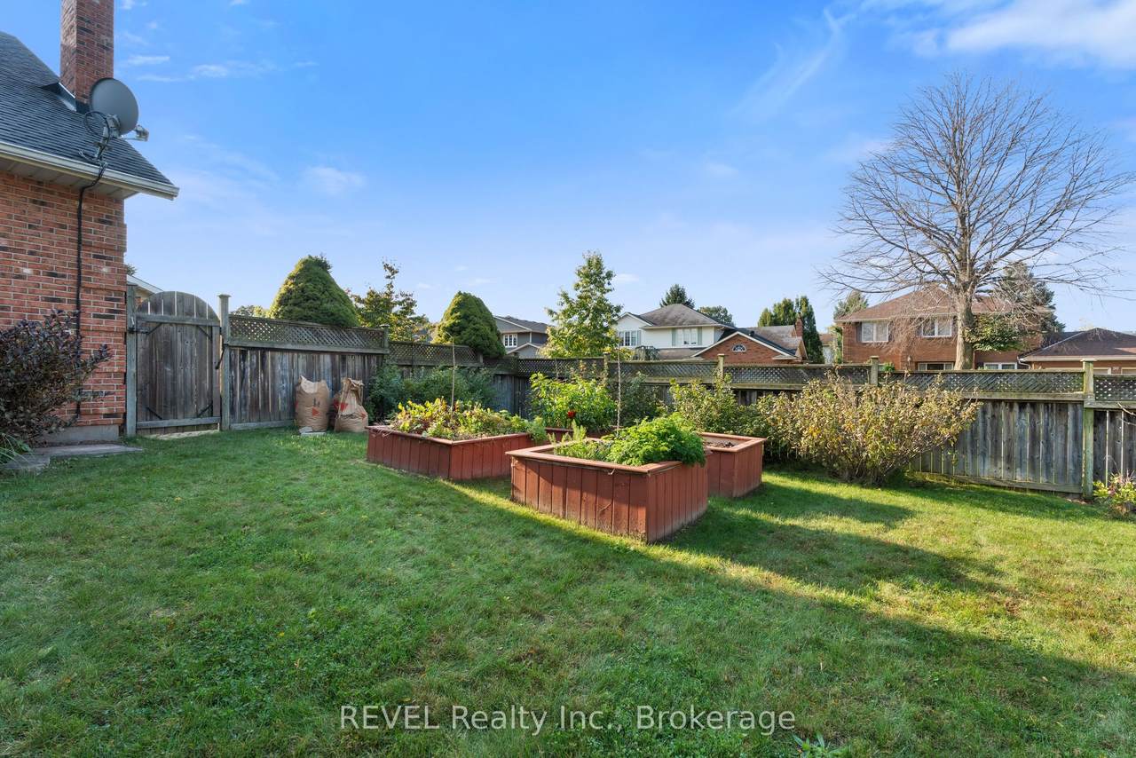 1 Spartan Court - Photo 1