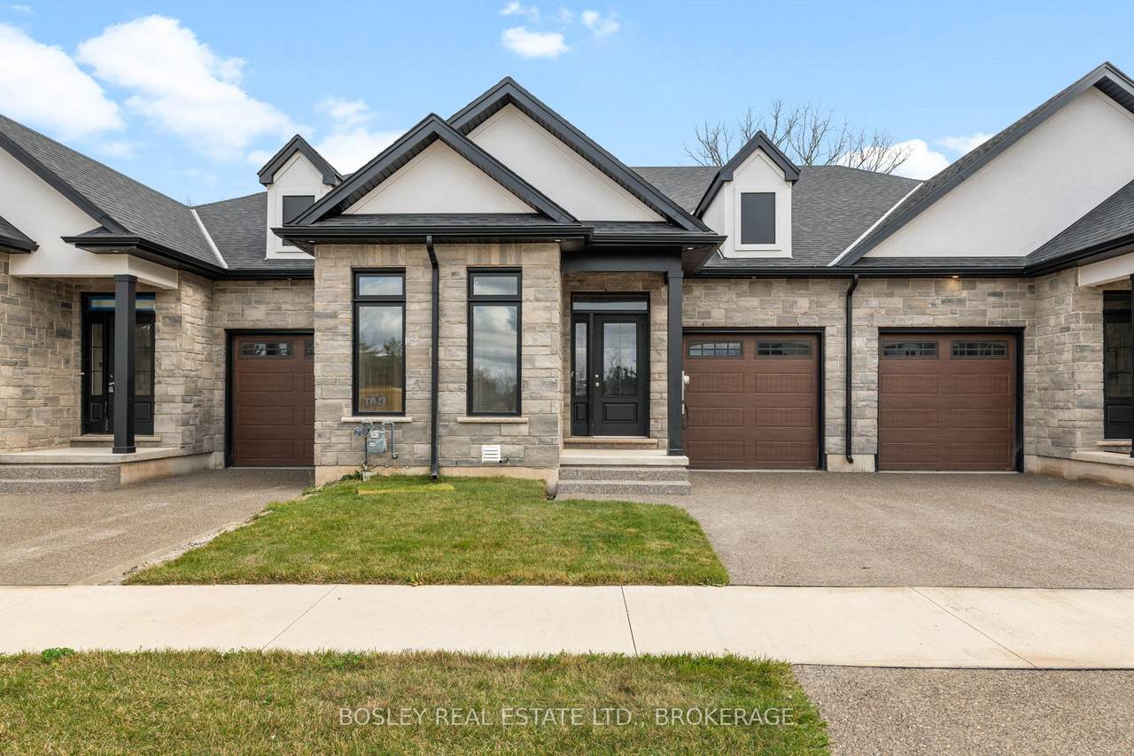 514 Royal Ridge Drive - Photo 1