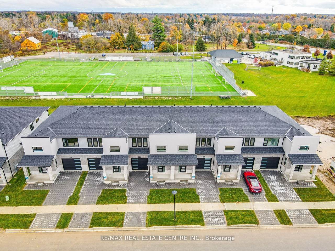 6841 Royal Magnolia Avenue - Photo 1