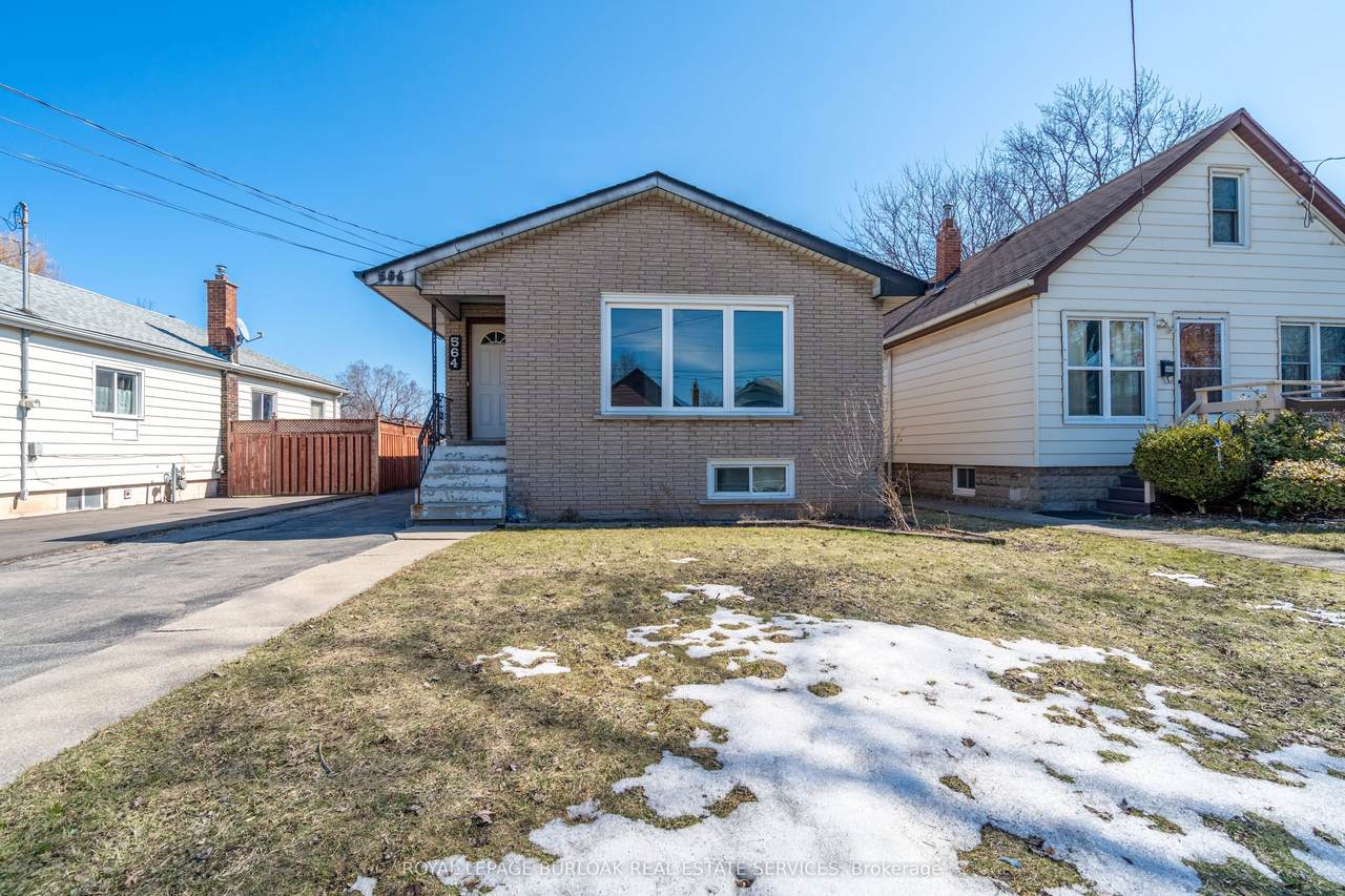 564 Waterloo Street - Photo 1