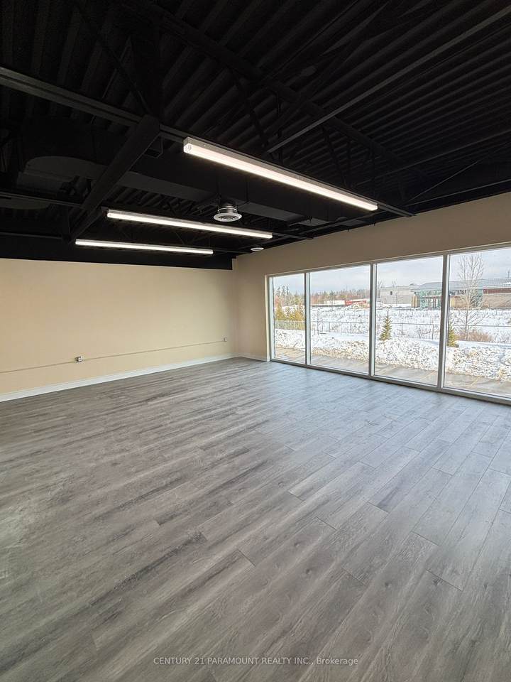 587 Hanlon Creek Boulevard - Photo 1