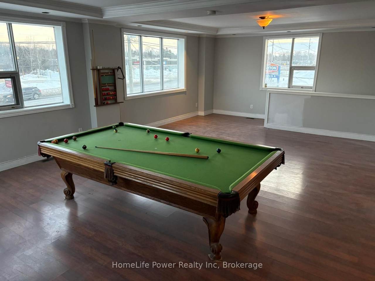 1426 Victoria Street - Photo 1