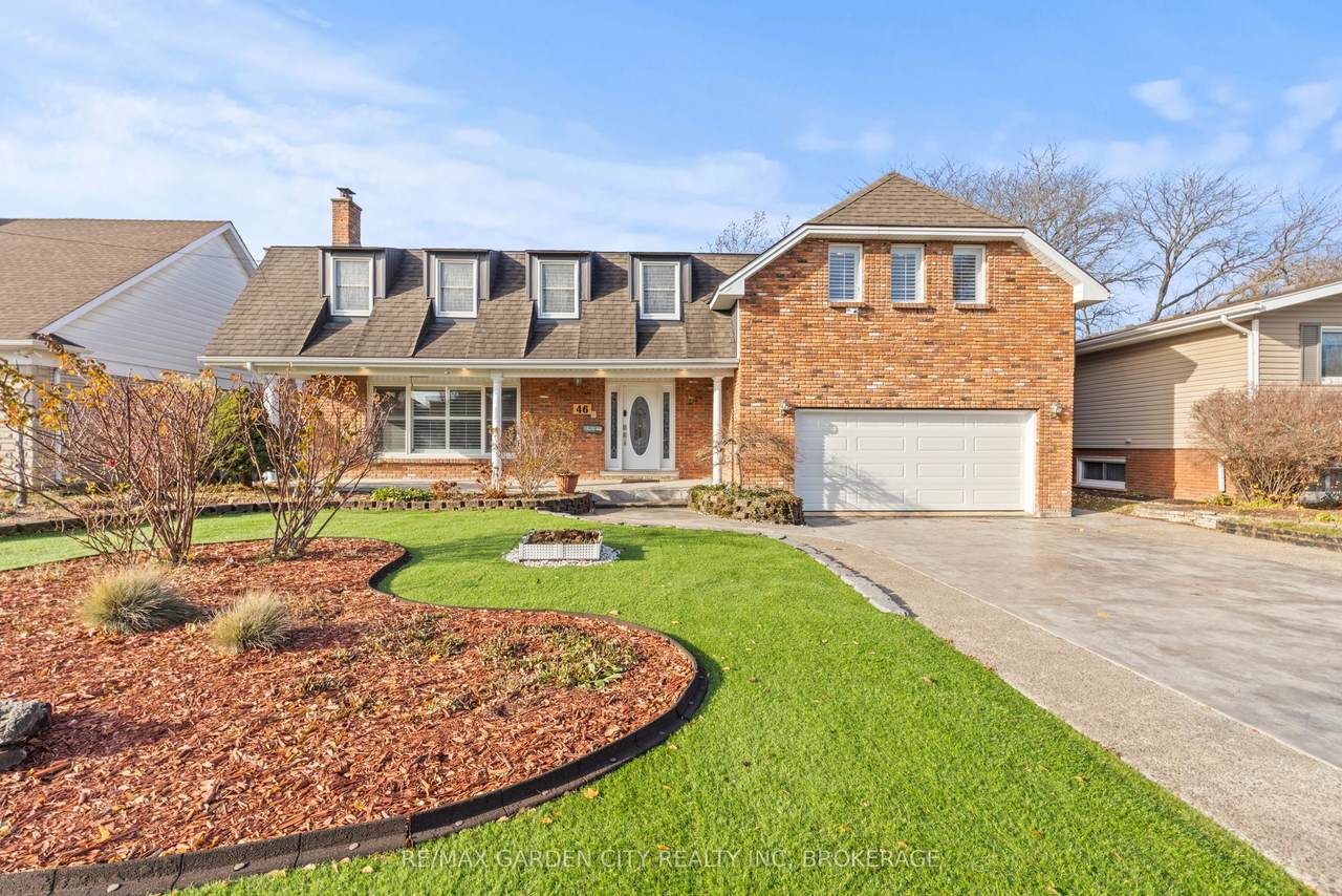 46 Adelene Crescent - Photo 1