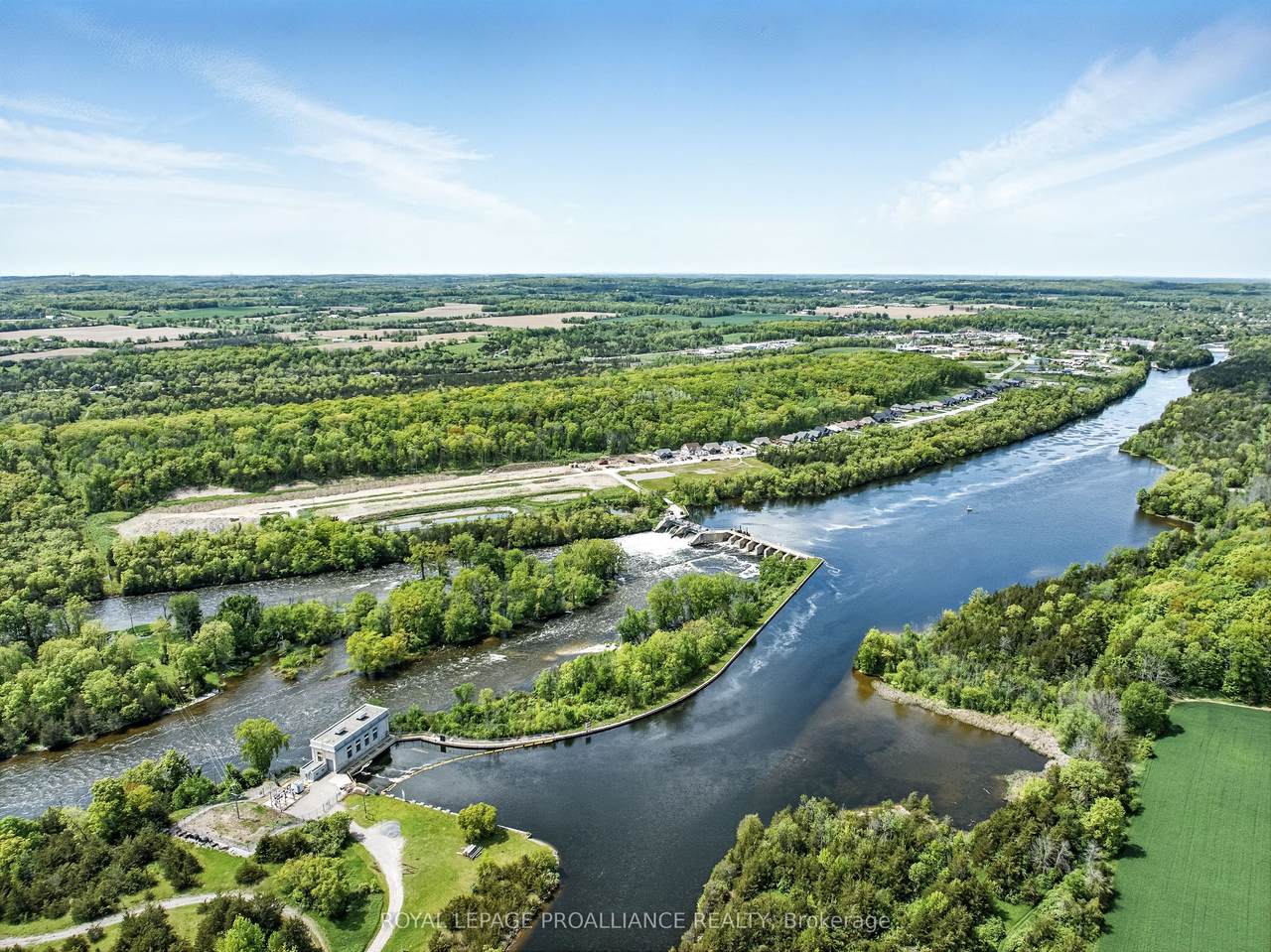 https://bt-photos.global.ssl.fastly.net/toronto/1280_boomver_1_X12847146-1.jpg