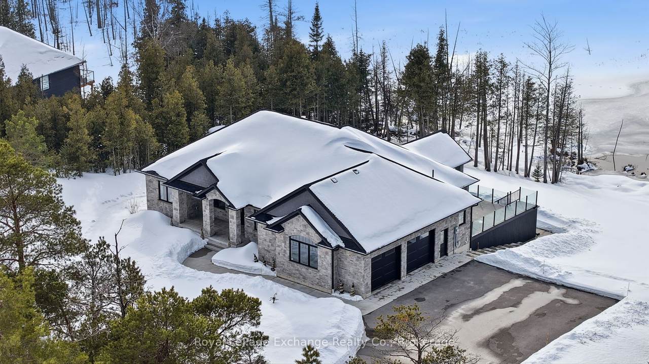 150 Louise Creek Crescent - Photo 1