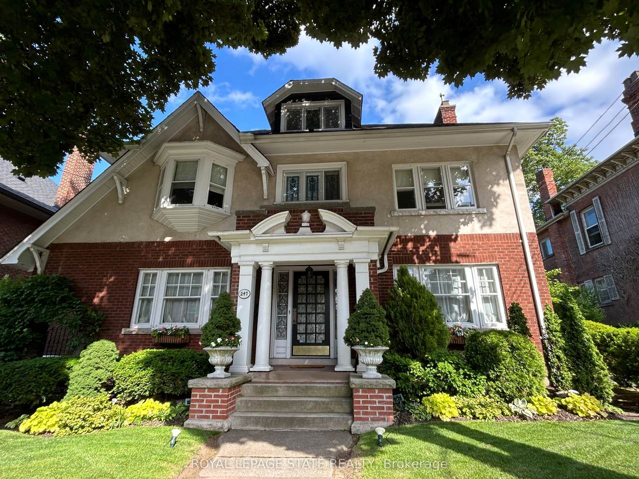 247 Macnab Street - Photo 1