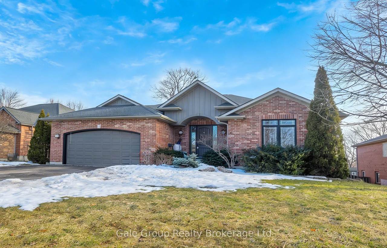 26 Woodland Crescent - Photo 1