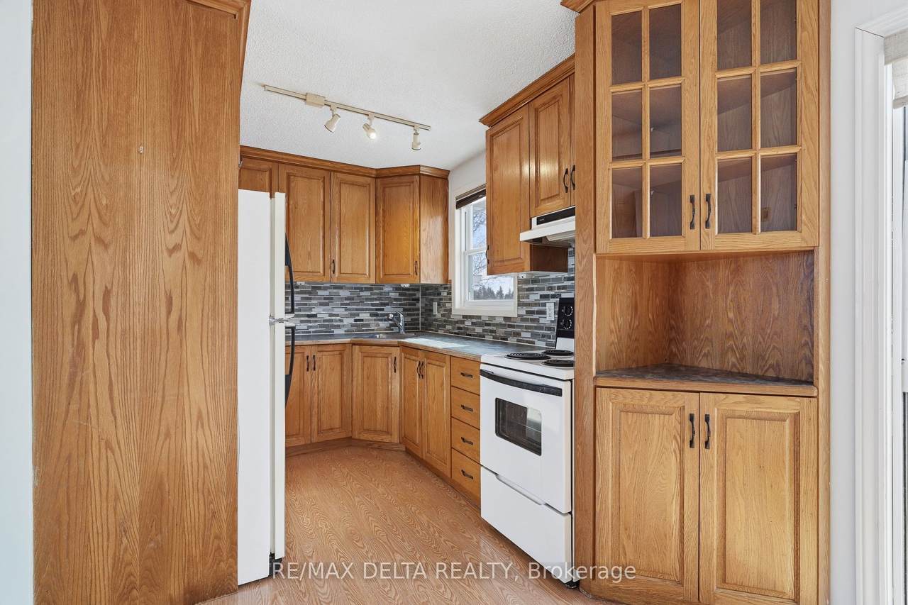 698 Baseline Road - Photo 1