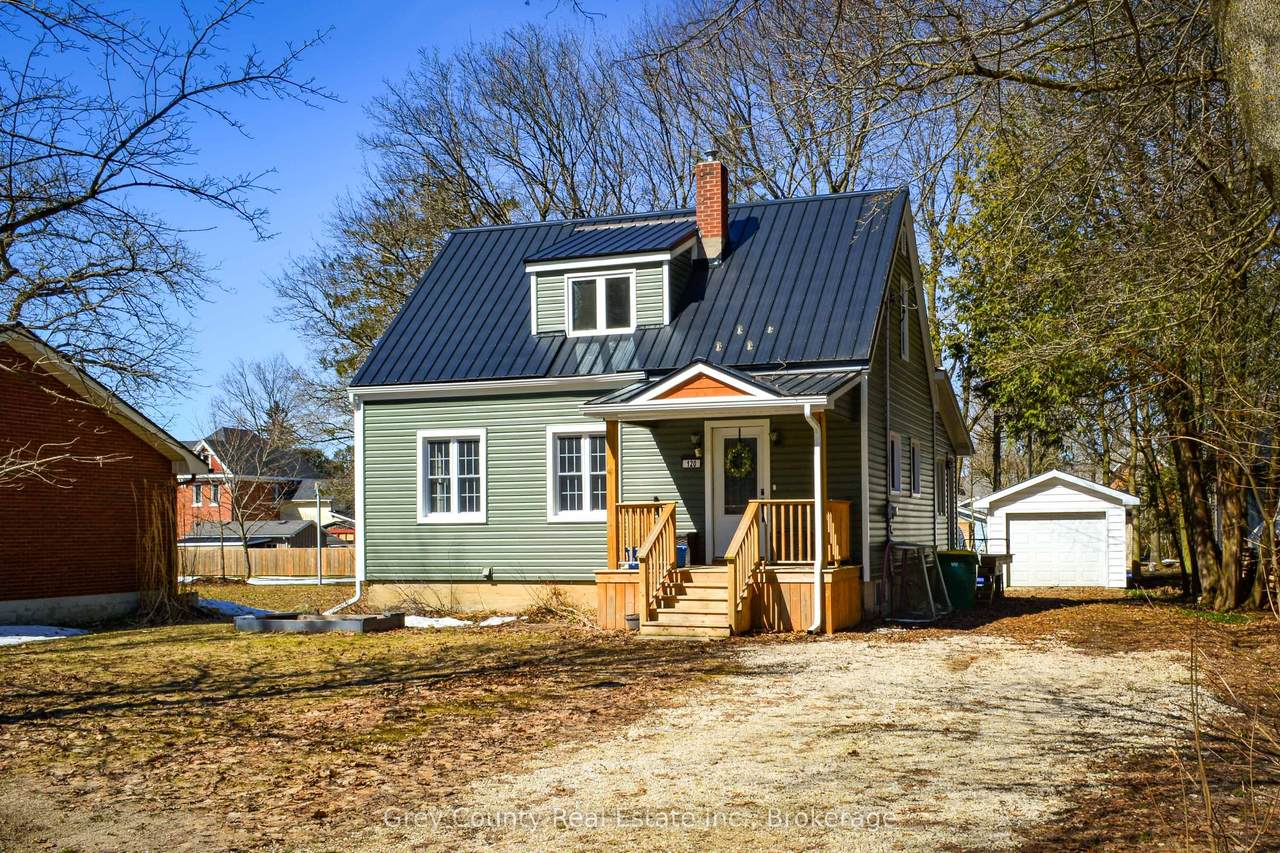 120 Mark Street - Photo 1