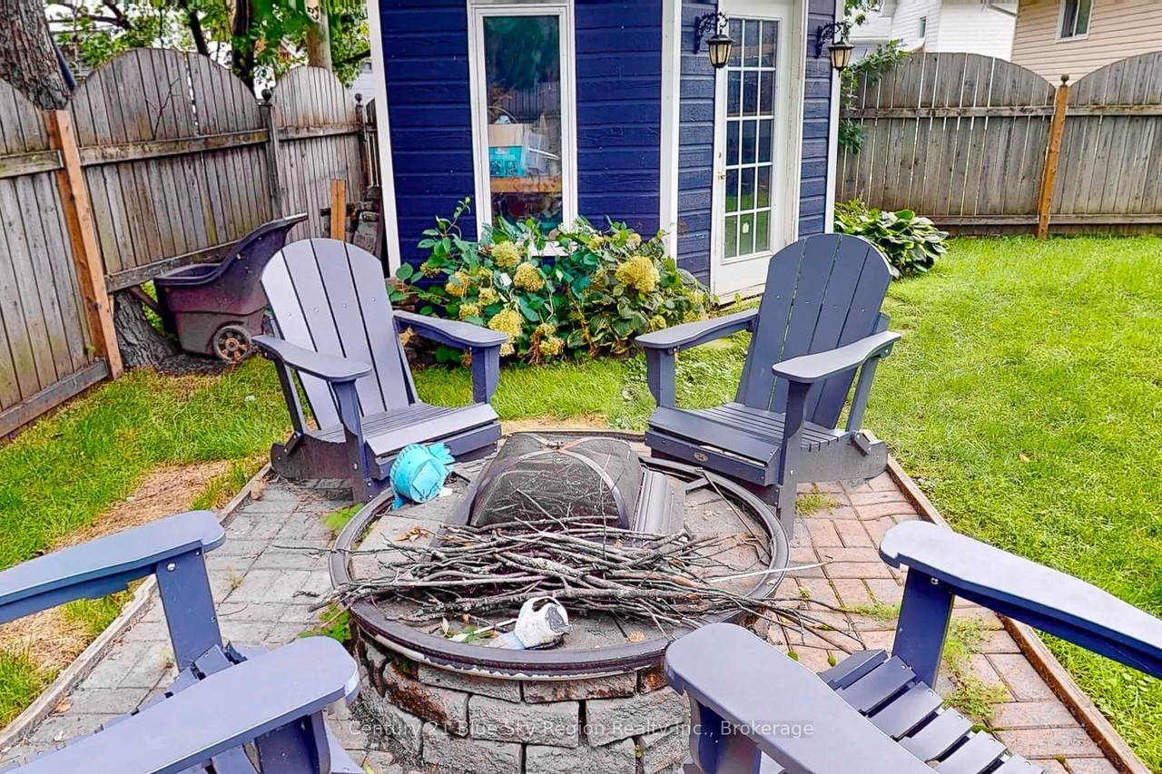 https://bt-photos.global.ssl.fastly.net/toronto/1280_boomver_1_X12949492-1.jpg