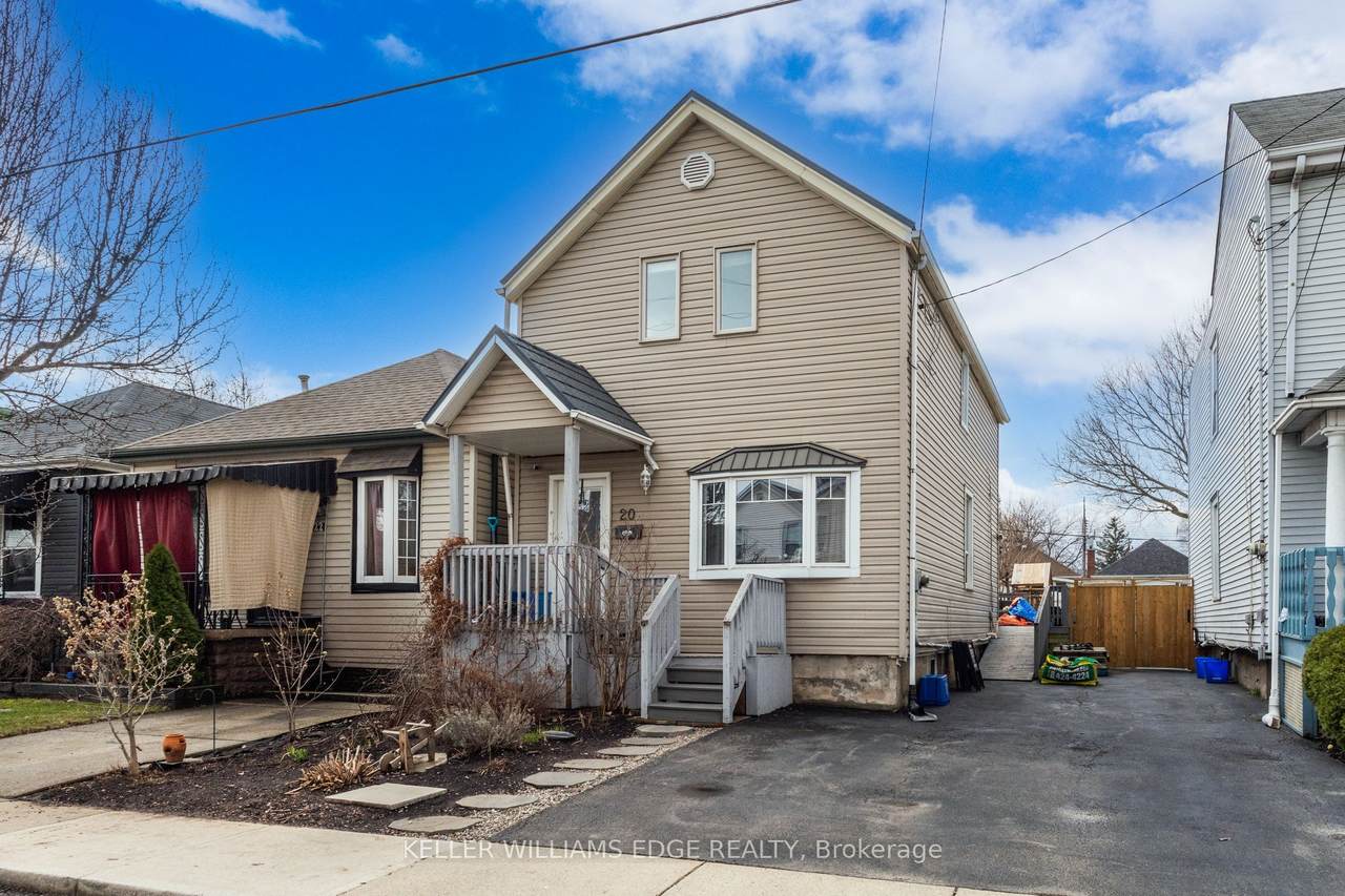 20 Cambridge Avenue - Photo 1