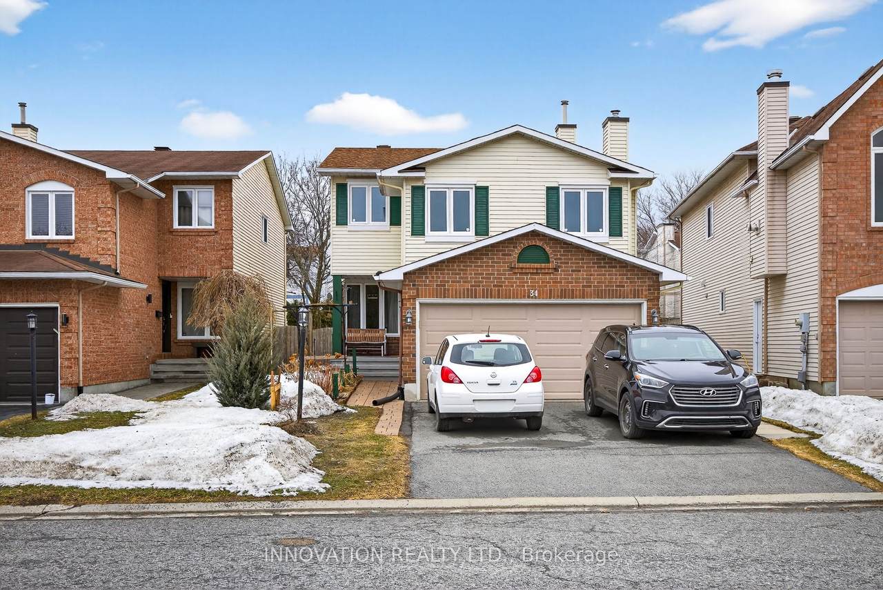 34 Waterton Crescent - Photo 1
