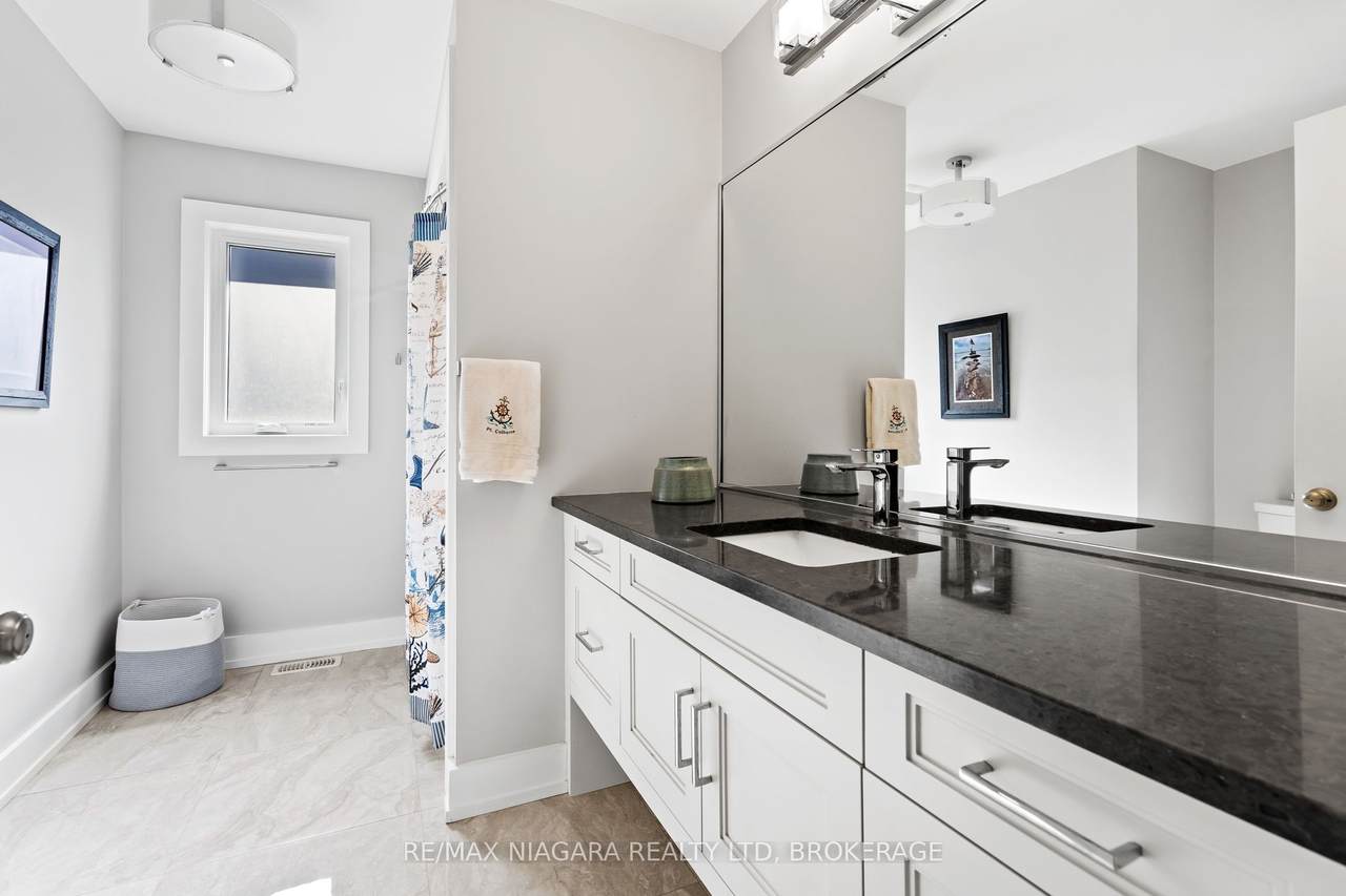 https://bt-photos.global.ssl.fastly.net/toronto/1280_boomver_1_X12950730-1.jpg