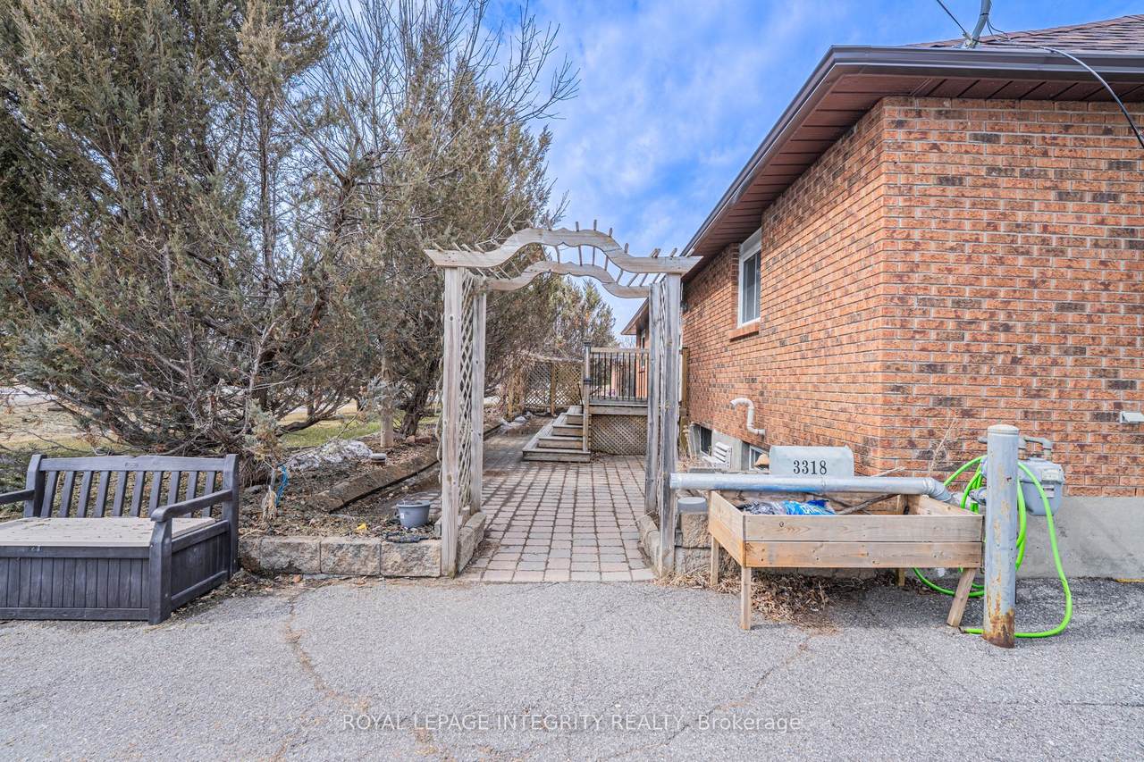 https://bt-photos.global.ssl.fastly.net/toronto/1280_boomver_1_X12951106-1.jpg