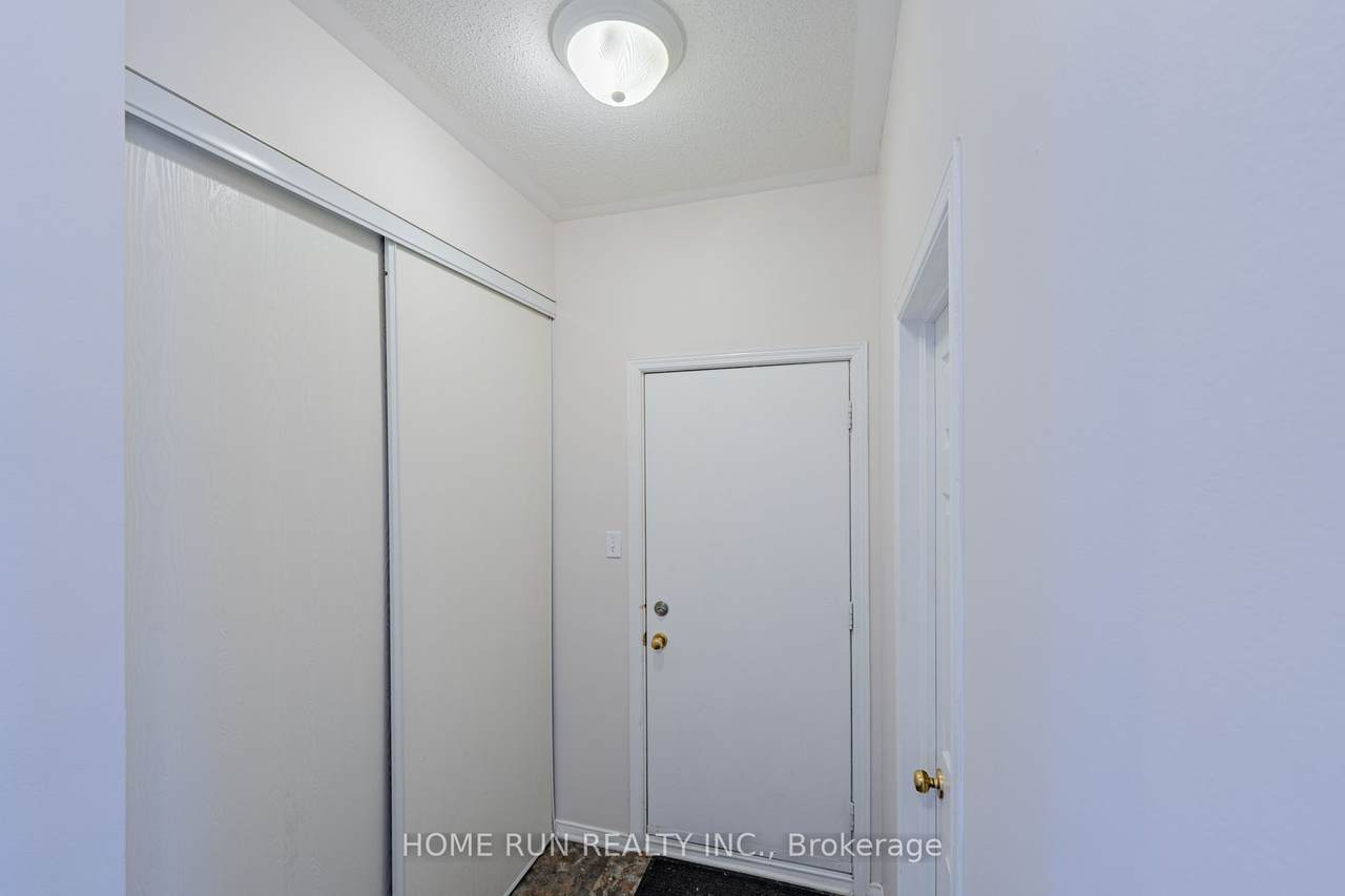 https://bt-photos.global.ssl.fastly.net/toronto/1280_boomver_1_X12954610-1.jpg