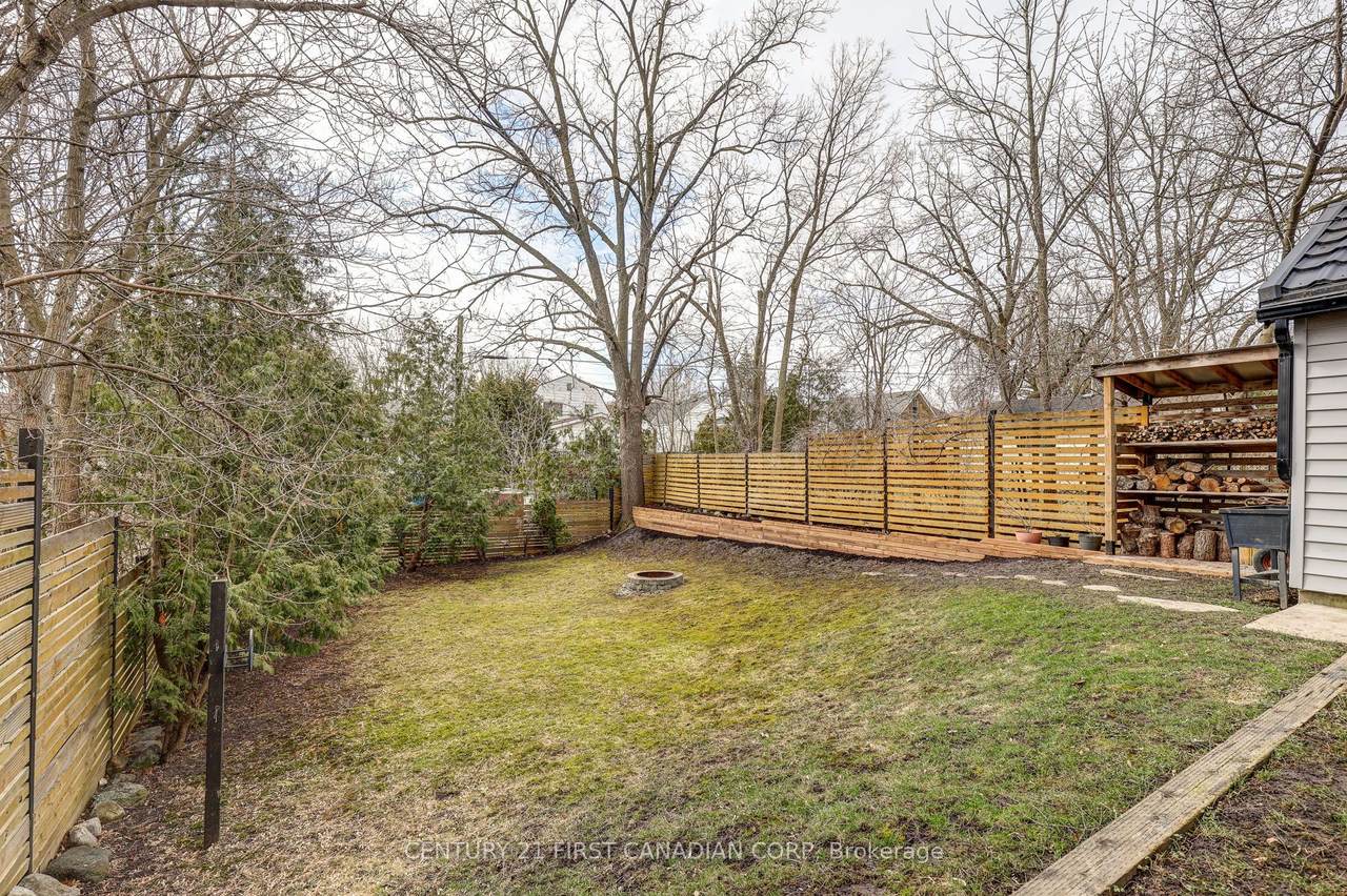 691 Emery Street - Photo 1