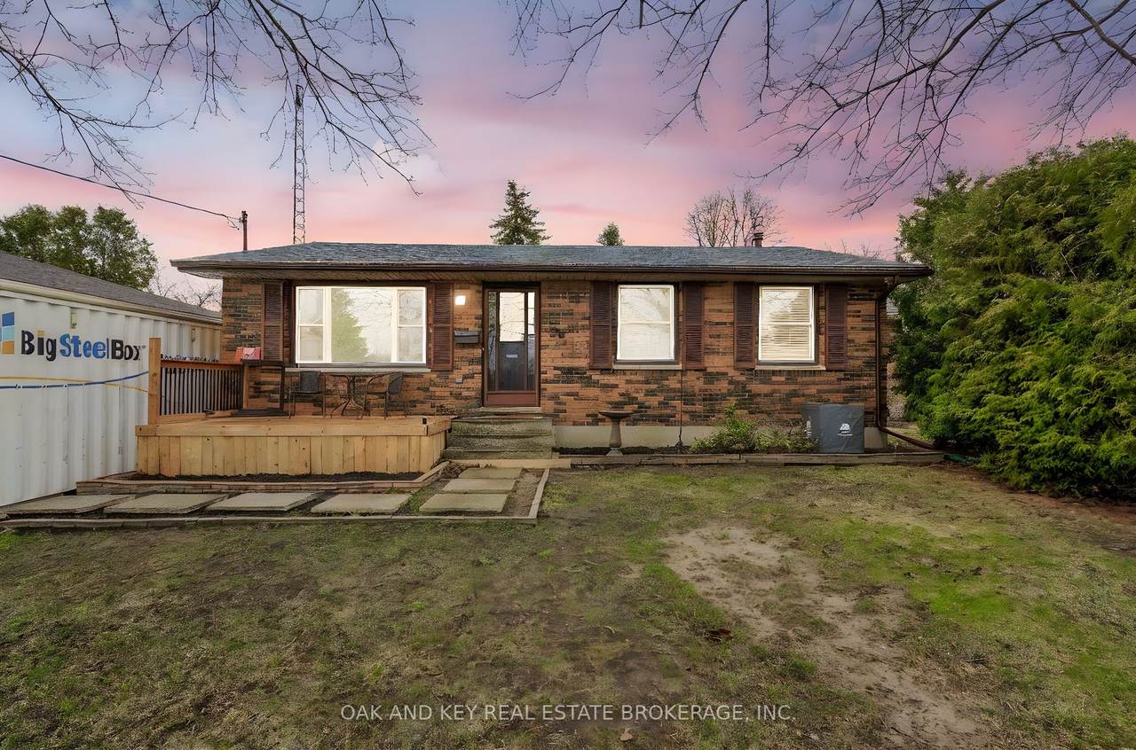 26 Sinclair Avenue - Photo 1