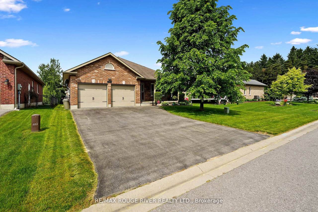 14 Algonquin Avenue - Photo 1