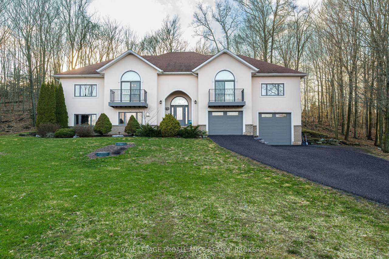 27 Collins Drive - Photo 1