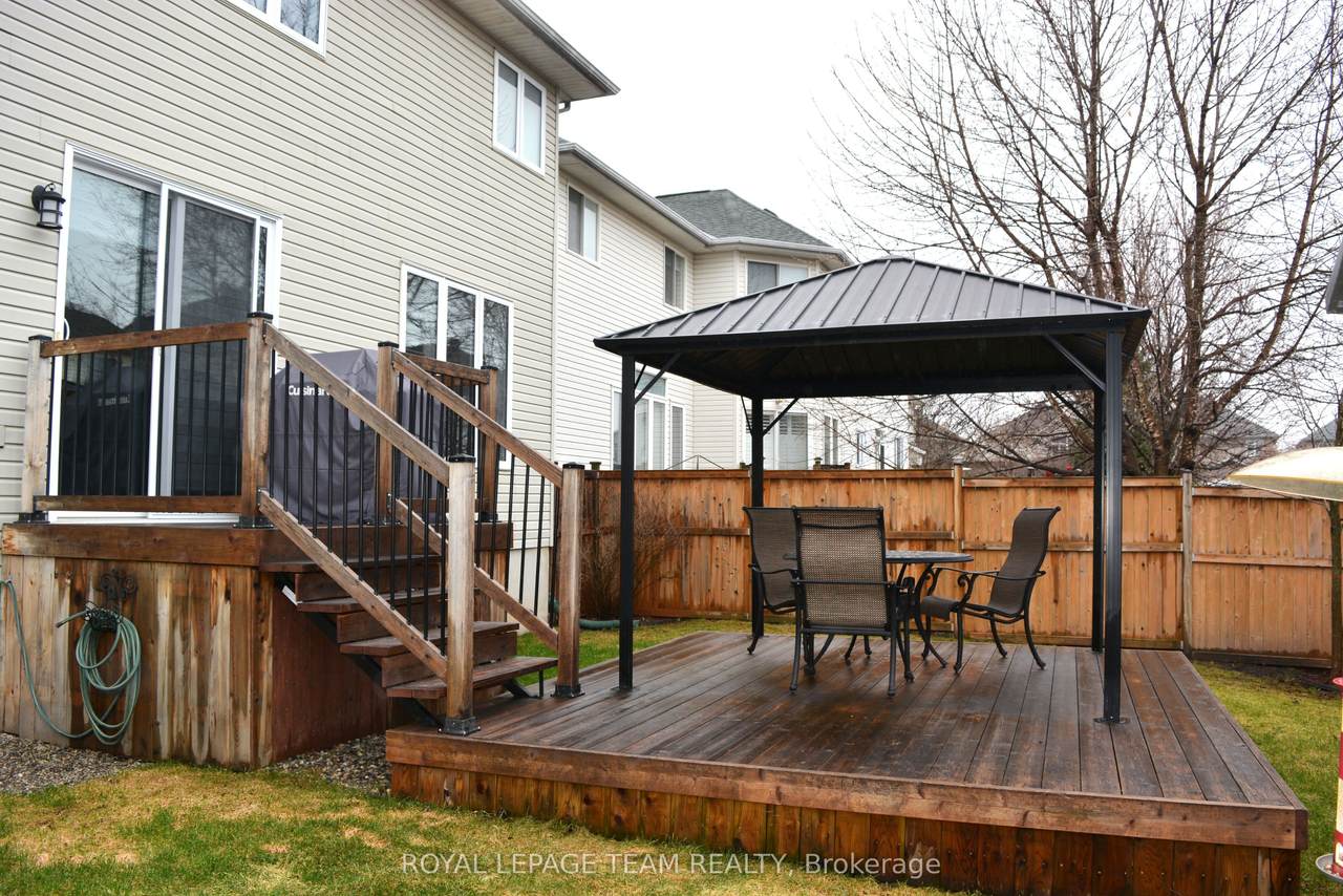 https://bt-photos.global.ssl.fastly.net/toronto/1280_boomver_1_X13007232-1.jpg