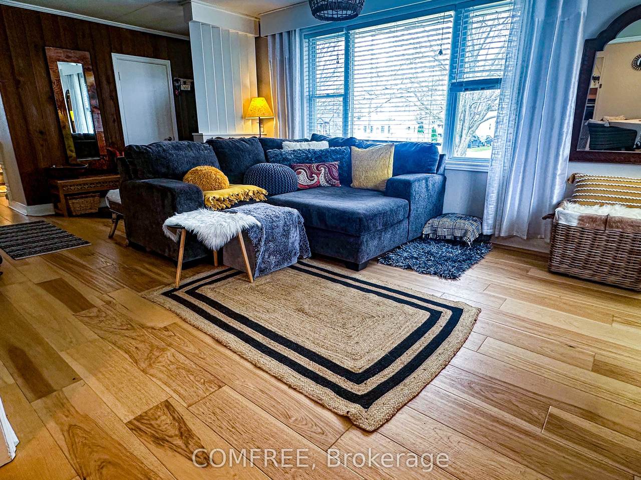 https://bt-photos.global.ssl.fastly.net/toronto/1280_boomver_1_X13008790-1.jpg