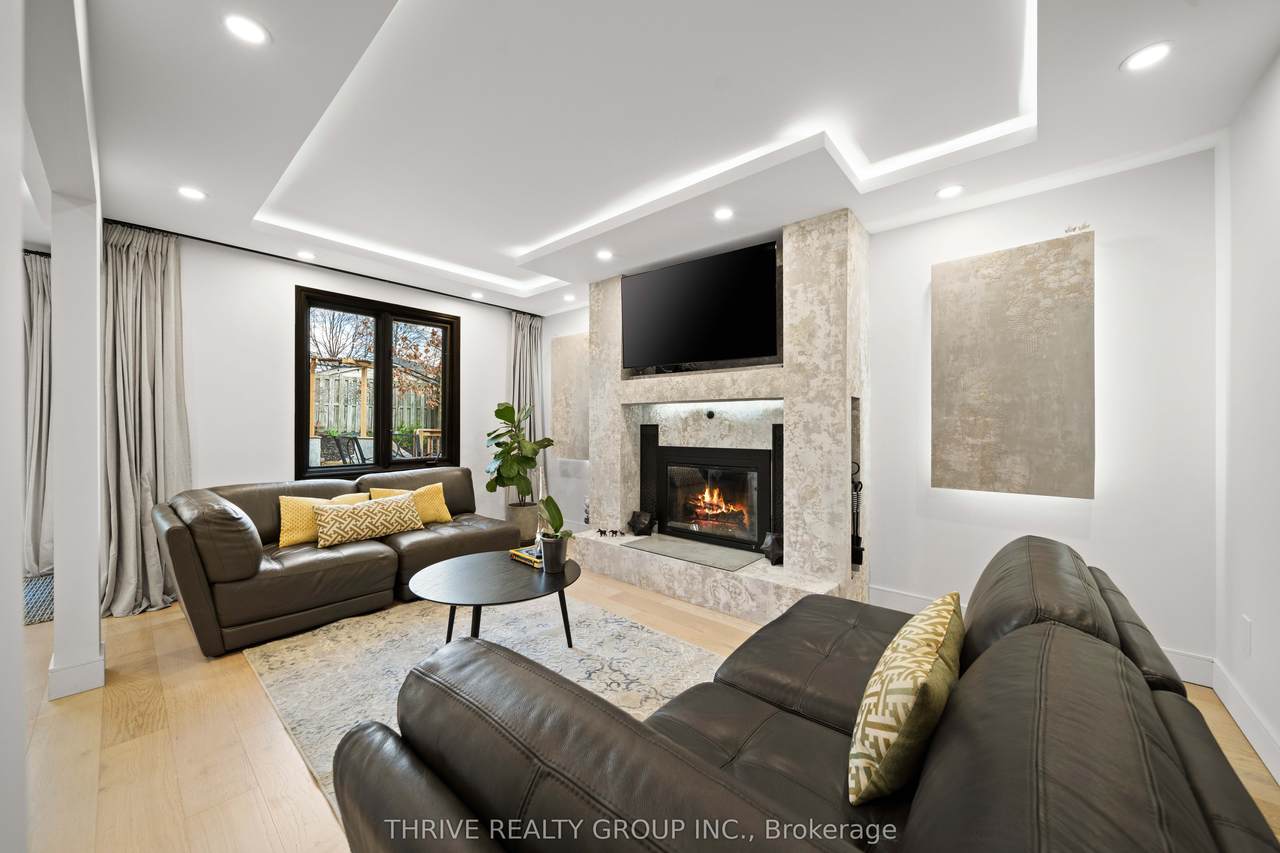 https://bt-photos.global.ssl.fastly.net/toronto/1280_boomver_1_X13009088-1.jpg