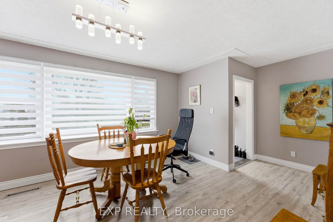 https://bt-photos.global.ssl.fastly.net/toronto/1280_boomver_1_X13009408-1.jpg