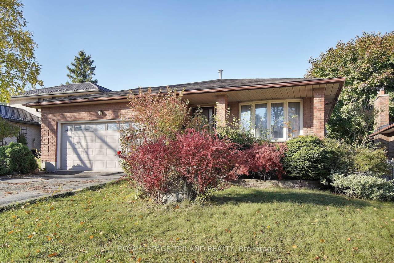 42 Applegreen Grove - Photo 1