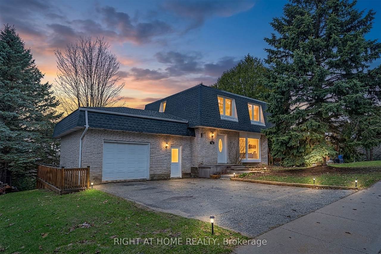 384 Countess Street - Photo 1
