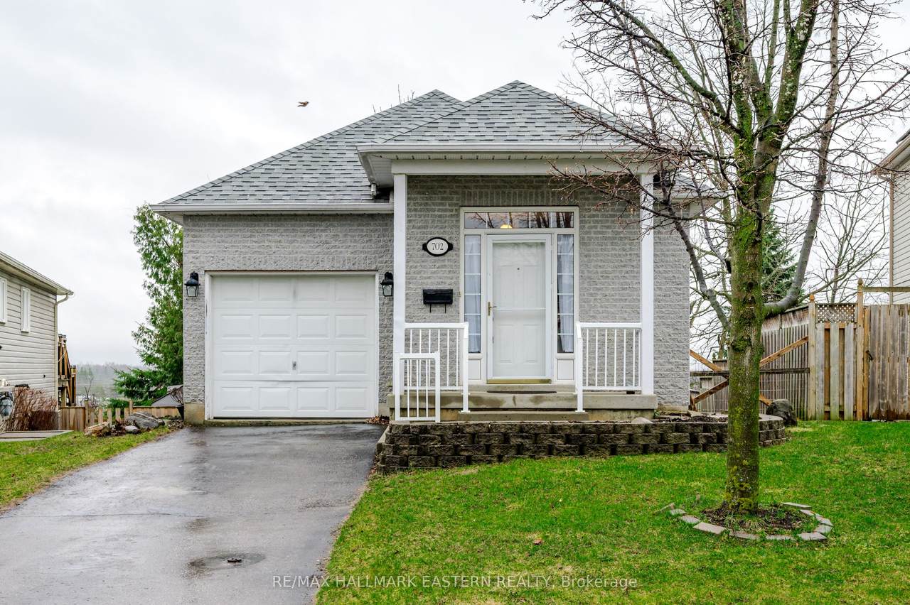 702 Trailview Drive - Photo 1