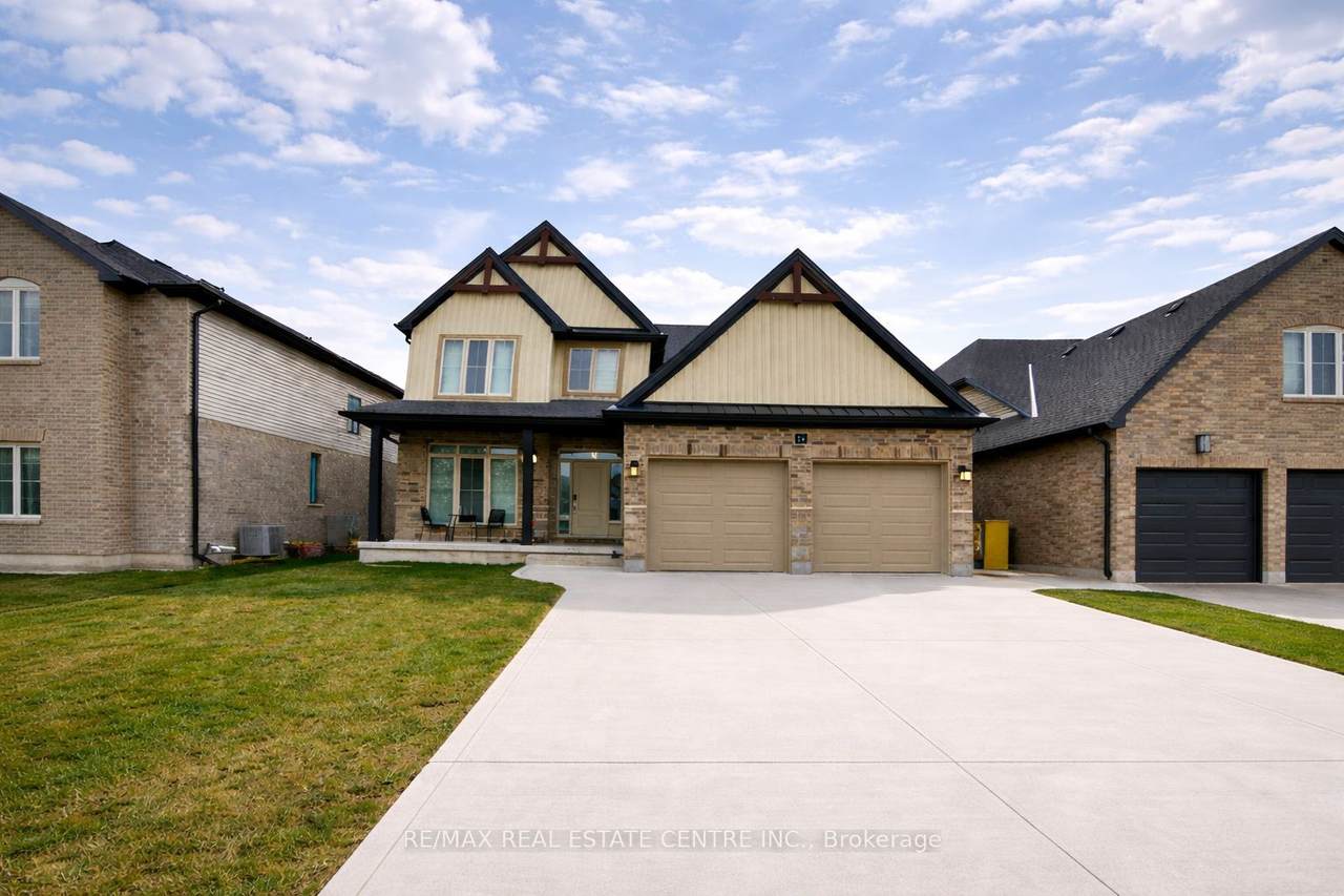 54 Wayside Lane - Photo 1