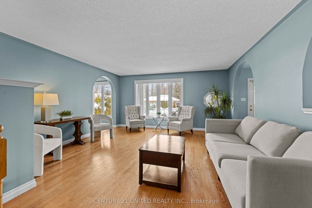 https://bt-photos.global.ssl.fastly.net/toronto/1280_boomver_1_X13014354-1.jpg