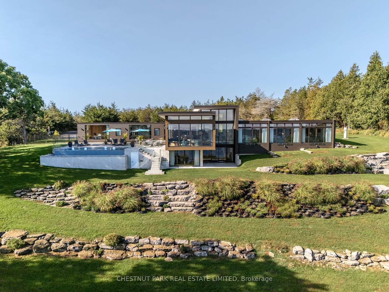 https://bt-photos.global.ssl.fastly.net/toronto/1280_boomver_1_X13069264-1.jpg