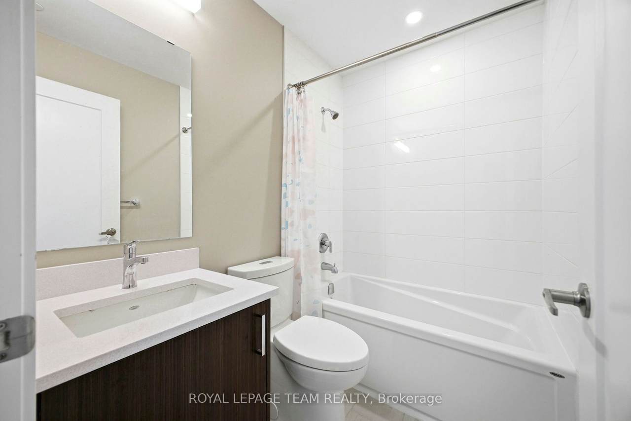 https://bt-photos.global.ssl.fastly.net/toronto/1280_boomver_1_X13079424-1.jpg