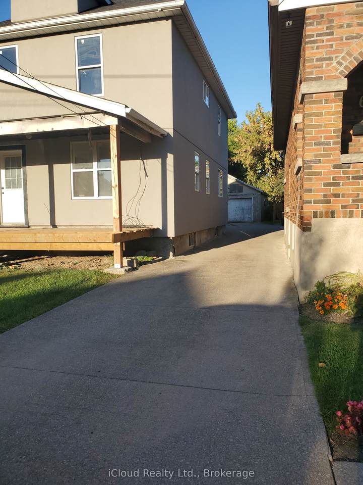 https://bt-photos.global.ssl.fastly.net/toronto/1280_boomver_1_X13084190-1.jpg