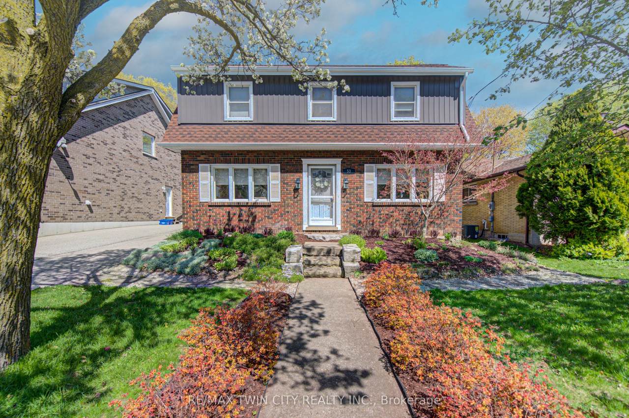 53 Lincoln Avenue - Photo 1