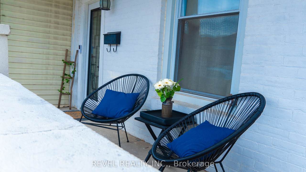 https://bt-photos.global.ssl.fastly.net/toronto/1280_boomver_1_X13087304-1.jpg
