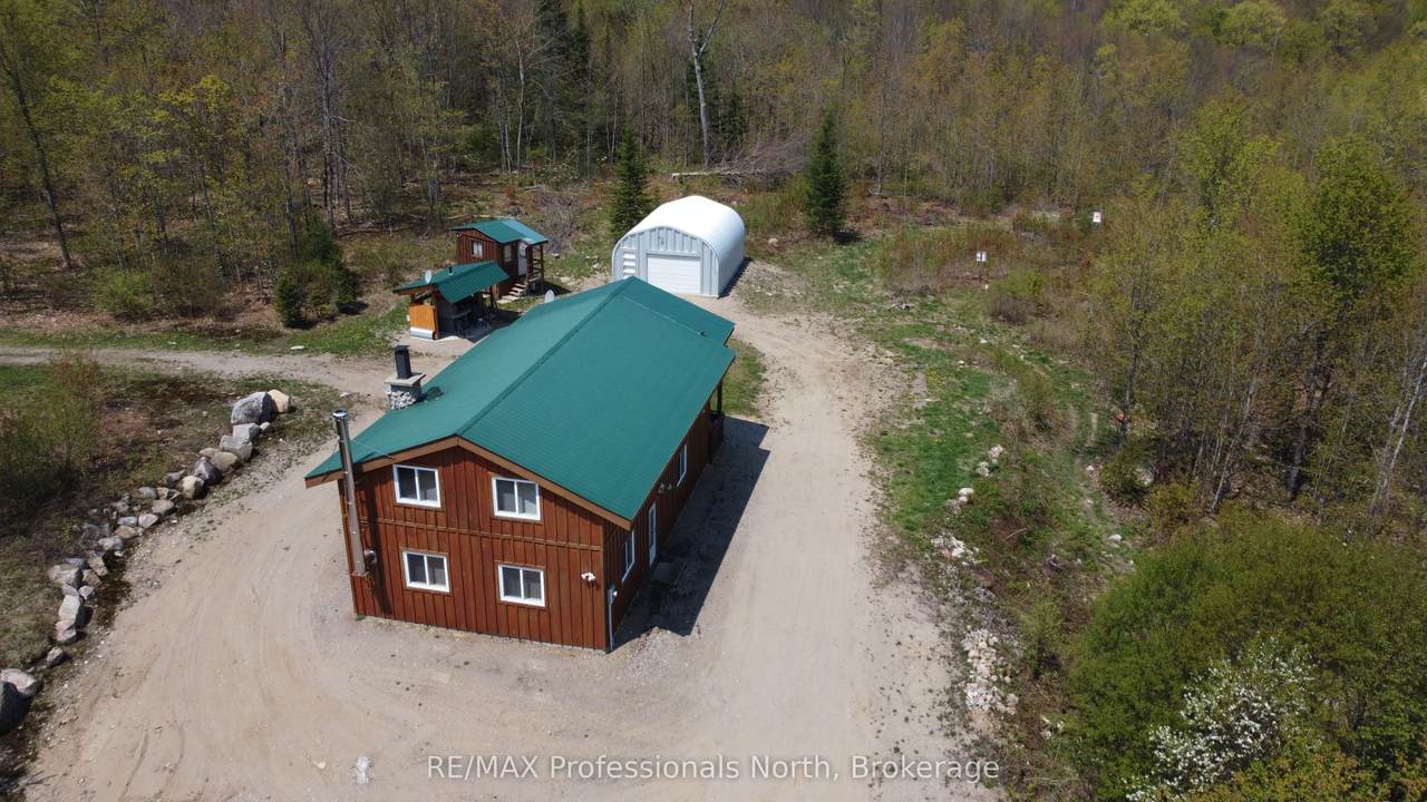 3944 Chetwynd Road - Photo 1