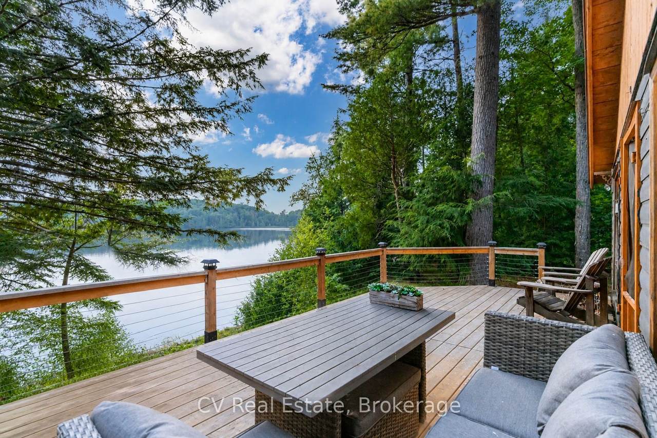 1027 North Pine Drive - Photo 1