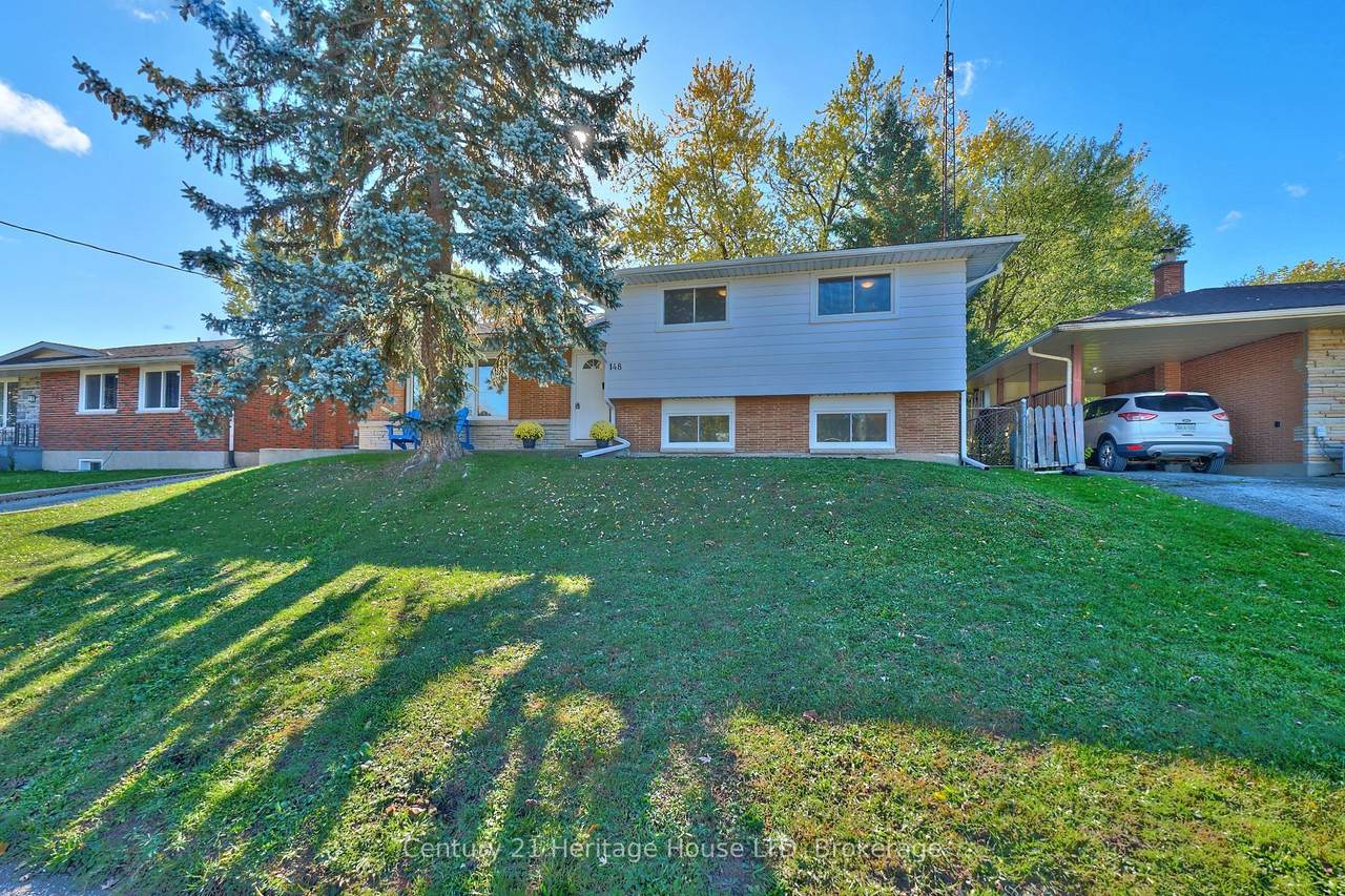 148 Champlain Drive - Photo 1