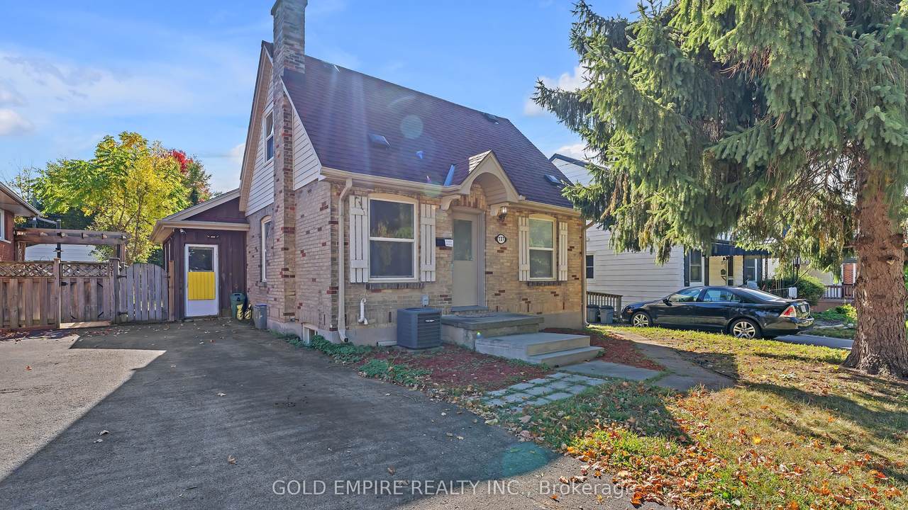 727 Whetter Avenue - Photo 1