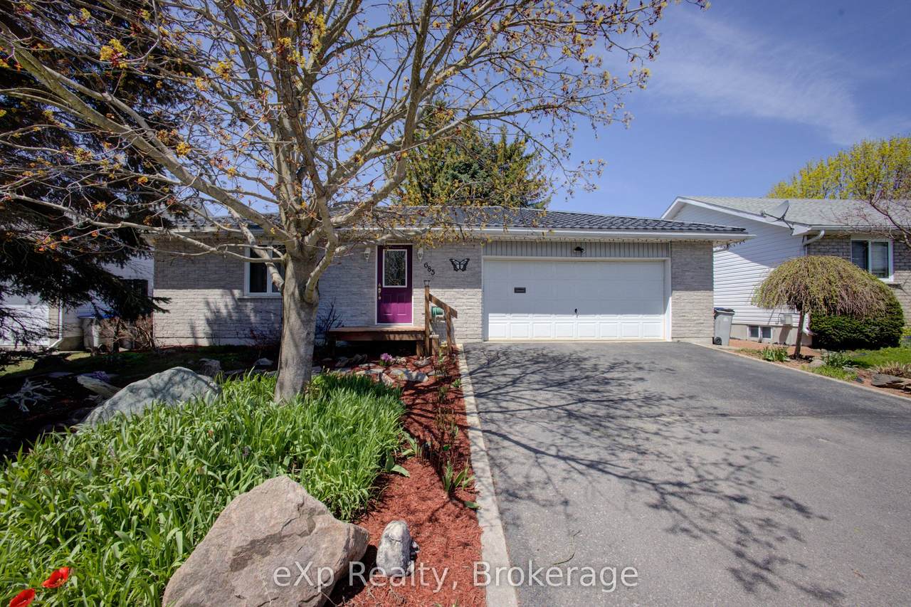 685 Reserve Avenue - Photo 1